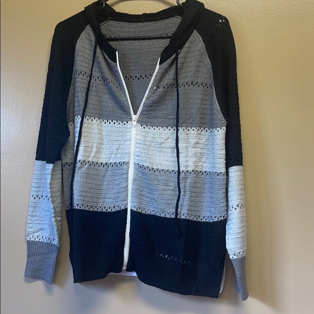 Grey zip up hoodie! NEW